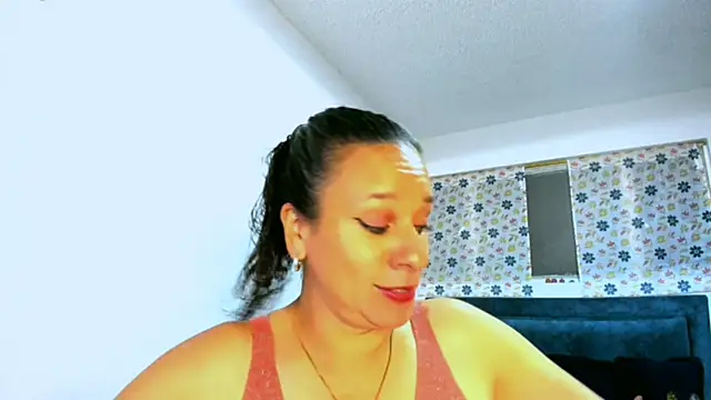 sofi saliva2511 online show from 10-07-25, 07:37