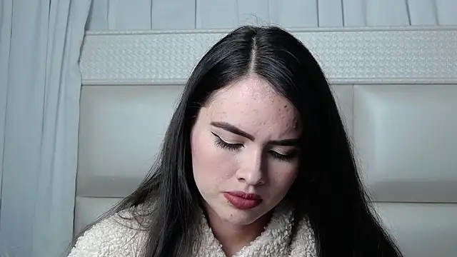 Snapshot of verosantana15 chatting on 03-20-25, 11:02 verosantana15 online show from 03-20-25, 11:02