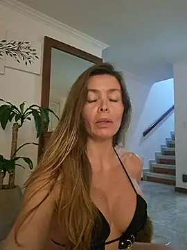 karina warthon online show from 12-13-25, 08:04