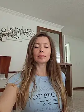 karina warthon online show from 05-24-26, 05:35