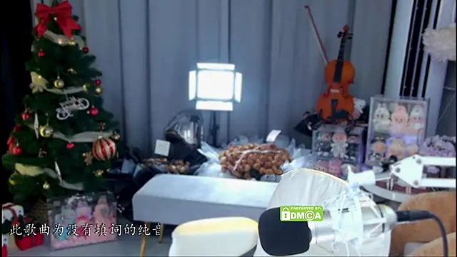 Snapshot of xixibaby- chatting on 06-14-26, 01:23 xixibaby- online show from 06-14-26, 01:23