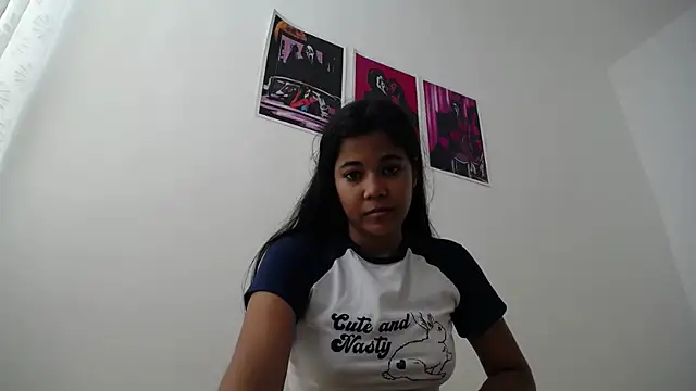 Snapshot of kathypiercee chatting on 10-13-25, 06:20 kathypiercee online show from 10-13-25, 06:20