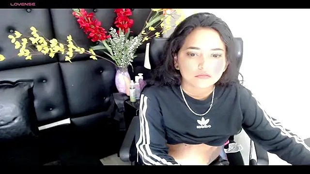 Carolaine01 online show from 02-13-25, 09:17