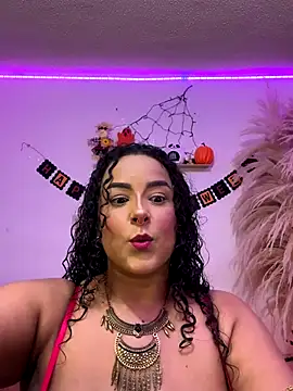 ariadna cooper online show from 10-22-25, 04:56