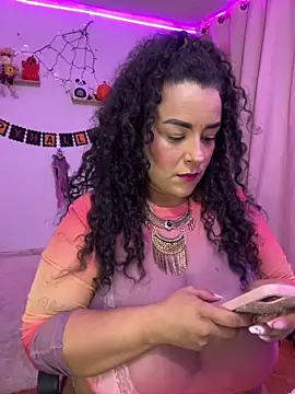 ariadna cooper online show from 10-29-25, 04:44