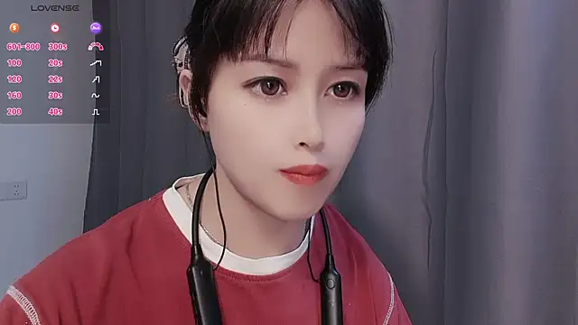 Lucky-xiuxiu online show from 10-20-25, 04:07