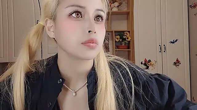 Lucky-xiuxiu online show from 03-12-25, 07:02