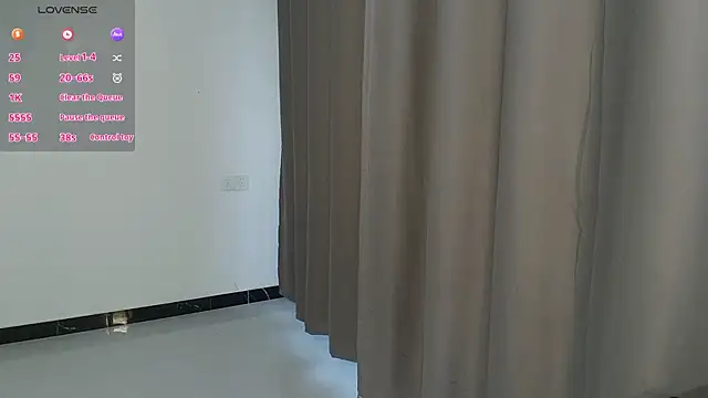 Lucky-xiuxiu online show from 11-09-25, 12:36