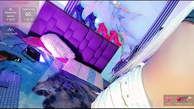 Snapshot of Gisele_fox chatting on 07-02-26, 03:23 Gisele fox online show from 07-02-26, 03:23