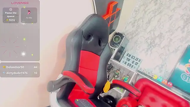 Gisele fox online show from 03-18-25, 01:46