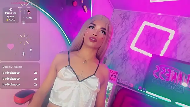 Gisele fox online show from 03-18-25, 10:26