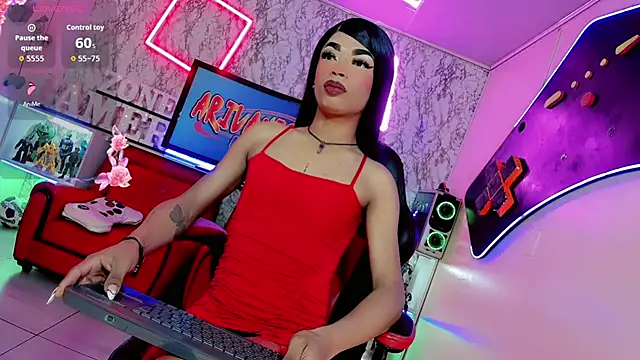 Gisele fox online show from 12-17-25, 07:19