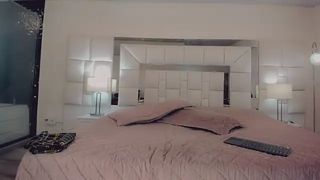 Gisele fox online show from 03-03-25, 10:42