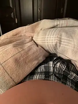 gamdschie49 online show from 11-28-25, 07:58