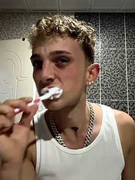 verici34 online show from 11-09-25, 03:16