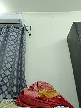 shreya1765 online show from 10-08-25, 11:34