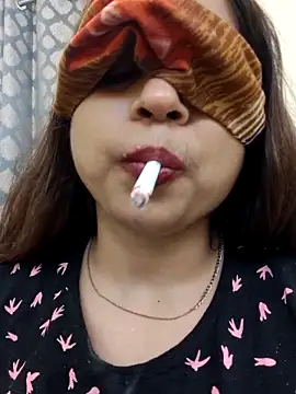 shreya1765 online show from 10-19-25, 11:57