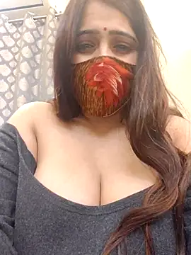 shreya1765 online show from 12-21-25, 04:41