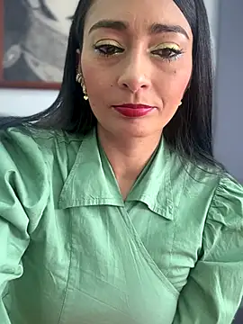 BELLA--26 online show from 11-19-25, 02:39