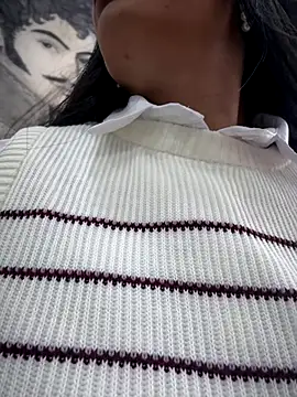 BELLA--26 online show from 12-02-25, 01:57