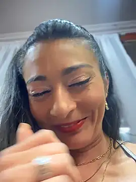 BELLA--26 online show from 09-16-25, 05:58