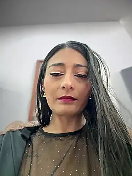 BELLA--26 online show from 01-12-26, 02:02