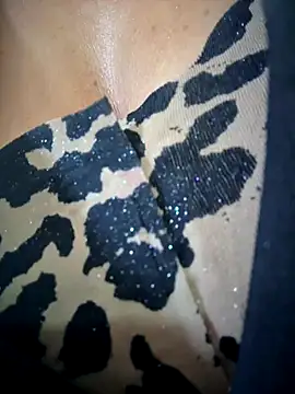 BELLA--26 online show from 10-09-25, 01:44