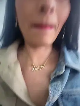 BELLA--26 online show from 11-01-25, 02:11