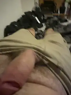 Snapshot of dragos211 chatting on 10-24-25, 10:09 dragos211 online show from 10-24-25, 10:09