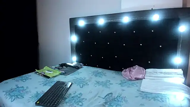 violetadumsper online show from 03-07-26, 02:40