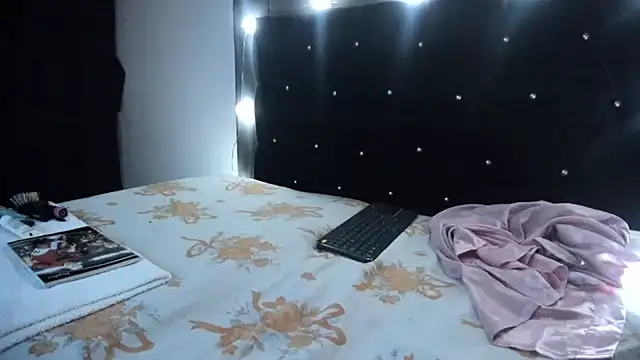 violetadumsper online show from 03-08-26, 02:37