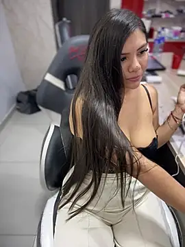 Snapshot of lia_ros chatting on 02-06-25, 08:39 lia ros online show from 02-06-25, 08:39