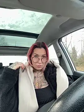 Mia-Fuchs online show from 03-10-25, 08:17