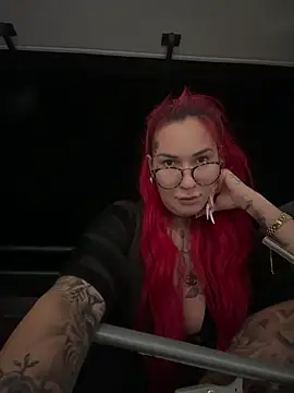 Mia-Fuchs online show from 09-22-25, 02:17