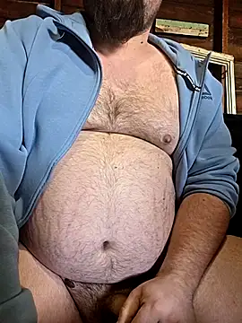 Snapshot of thickdaddy10 chatting on 02-15-26, 06:18 thickdaddy10 online show from 02-15-26, 06:18