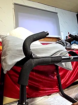 Snapshot of zasmin3 chatting on 10-30-25, 12:42 zasmin3 online show from 10-30-25, 12:42