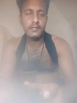 MAGNETICDADDY8 online show from 10-28-25, 03:44