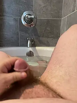 Snapshot of Ucsamiam chatting on 03-20-25, 08:31 Ucsamiam online show from 03-20-25, 08:31