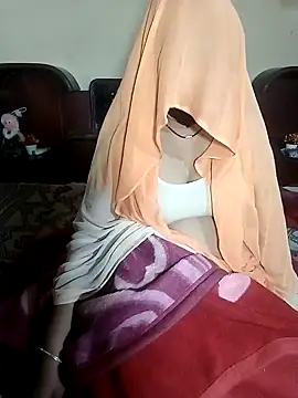 karishma736 online show from 01-15-25, 03:18