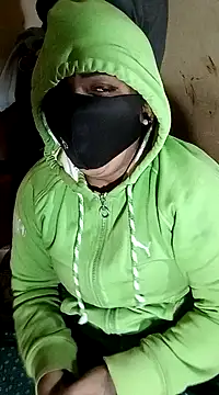 karishma736 online show from 01-20-25, 04:45