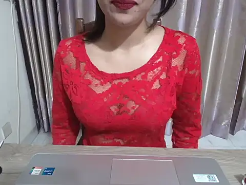 Elena-Cruz online show from 01-29-25, 05:02