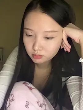 michikami18 online show from 01-14-25, 08:26