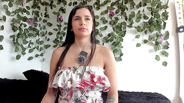 Laurensmith9 online show from 03-14-26, 01:28