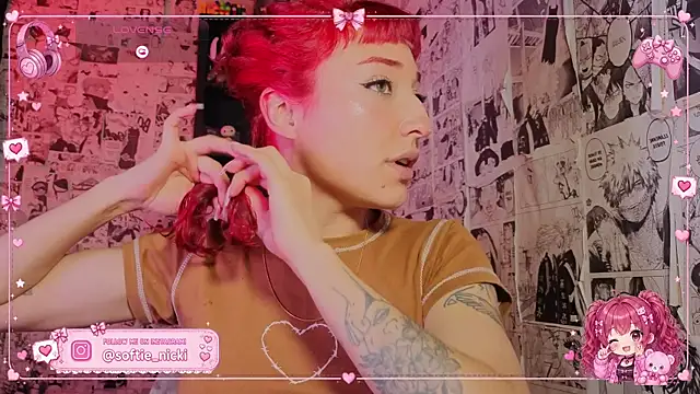 Snapshot of NickiYoung chatting on 07-08-26, 03:13 NickiYoung online show from 07-08-26, 03:13