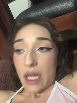 NickiYoung online show from 01-26-25, 09:40