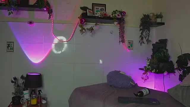 bri cullen online show from 04-04-26, 01:12