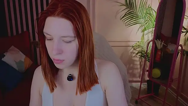 Mikka Blush online show from 10-08-25, 09:59