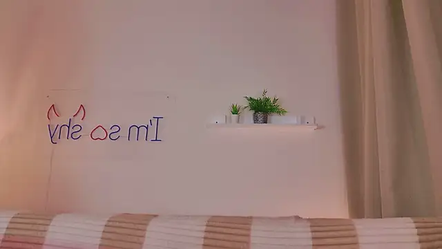 Mikka Blush online show from 01-17-26, 09:40