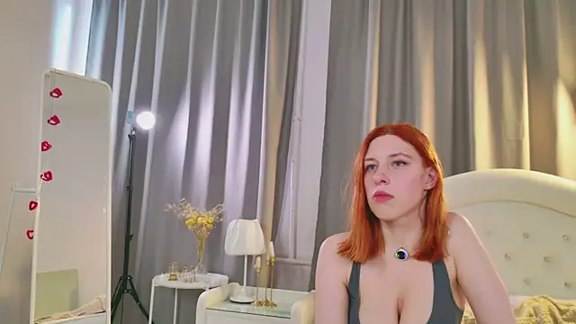 Mikka Blush online show from 10-18-25, 09:11