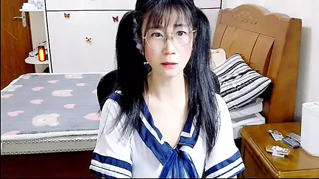 Snapshot of Strawberry_baby chatting on 09-12-25, 03:56 Strawberry baby online show from 09-12-25, 03:56